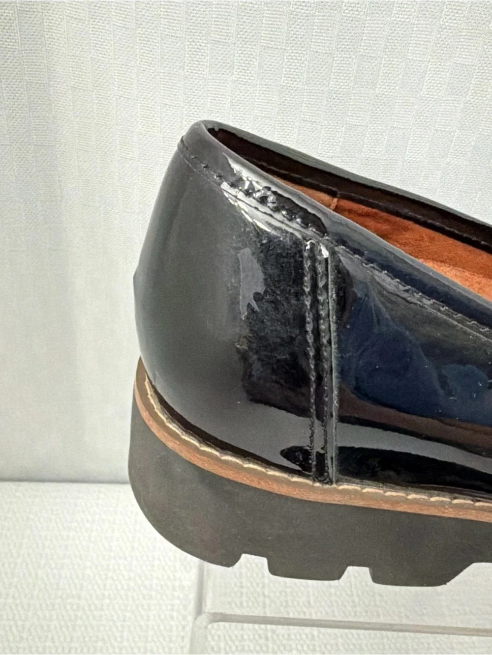 Vionic Cheryl Patent Leather Penny Loafers Black Shoes Women's Size 6